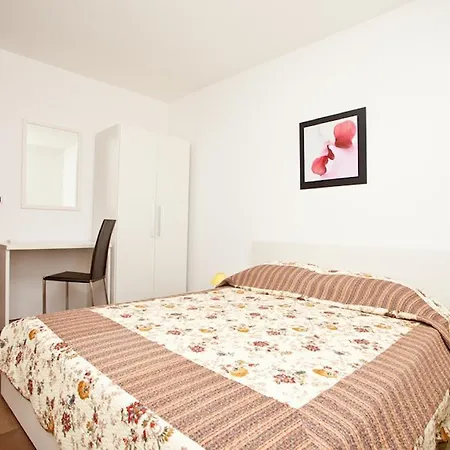 Apartment Valsavie 205 Rovinj